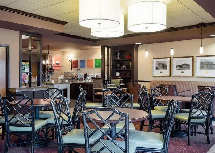 Comfort Suites