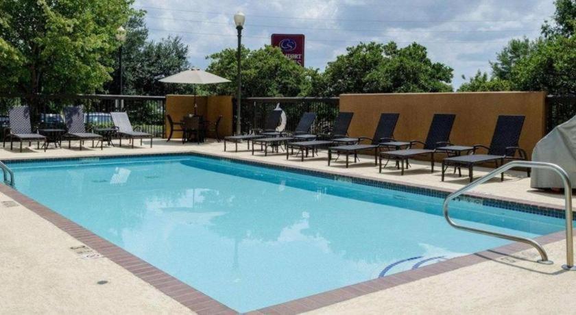 Hotel Comfort Starkville